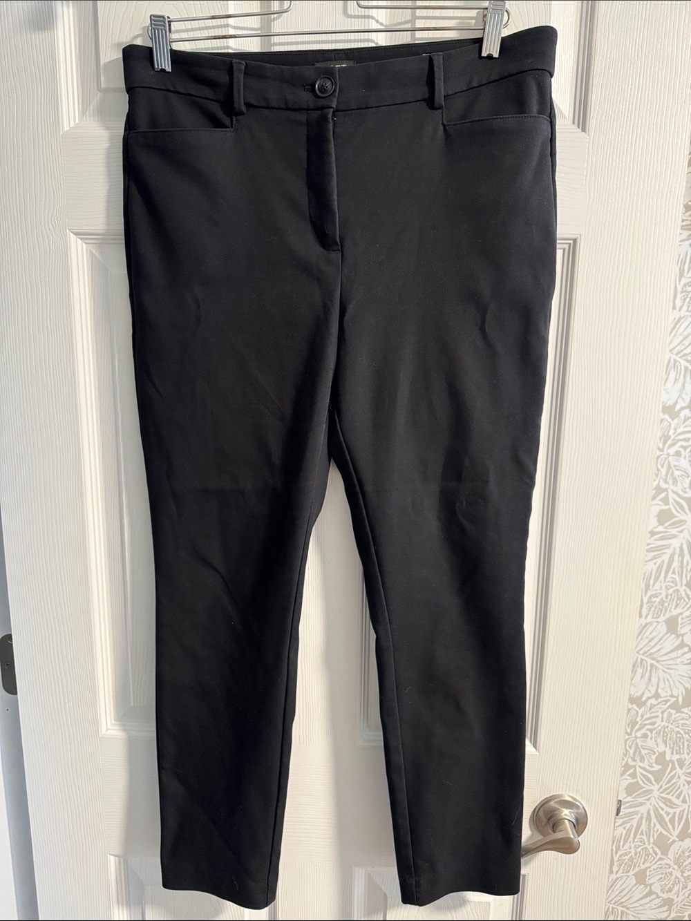 LOFT Black Skinny Dress Pants – Women’s Size 10